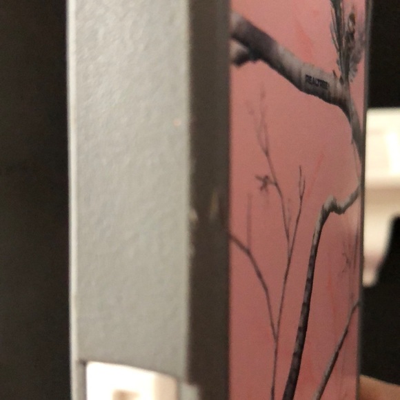 Otter Box - Picture 6 of 8